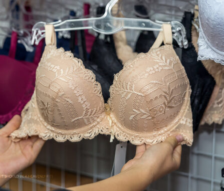 Shopping For The Right Bra Size