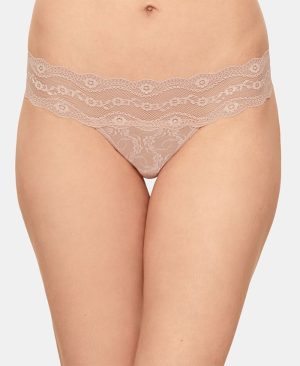 Lace Kiss Thong